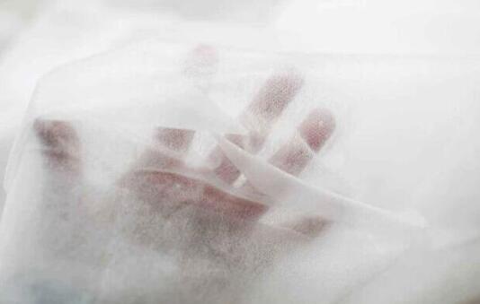 抗菌非织造产品